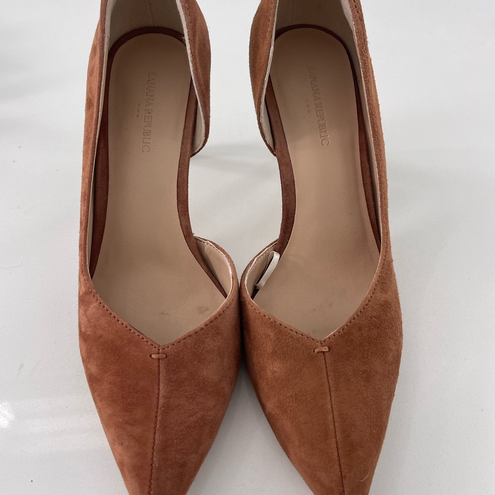 Banana Republic Women's Brown Suede Heels